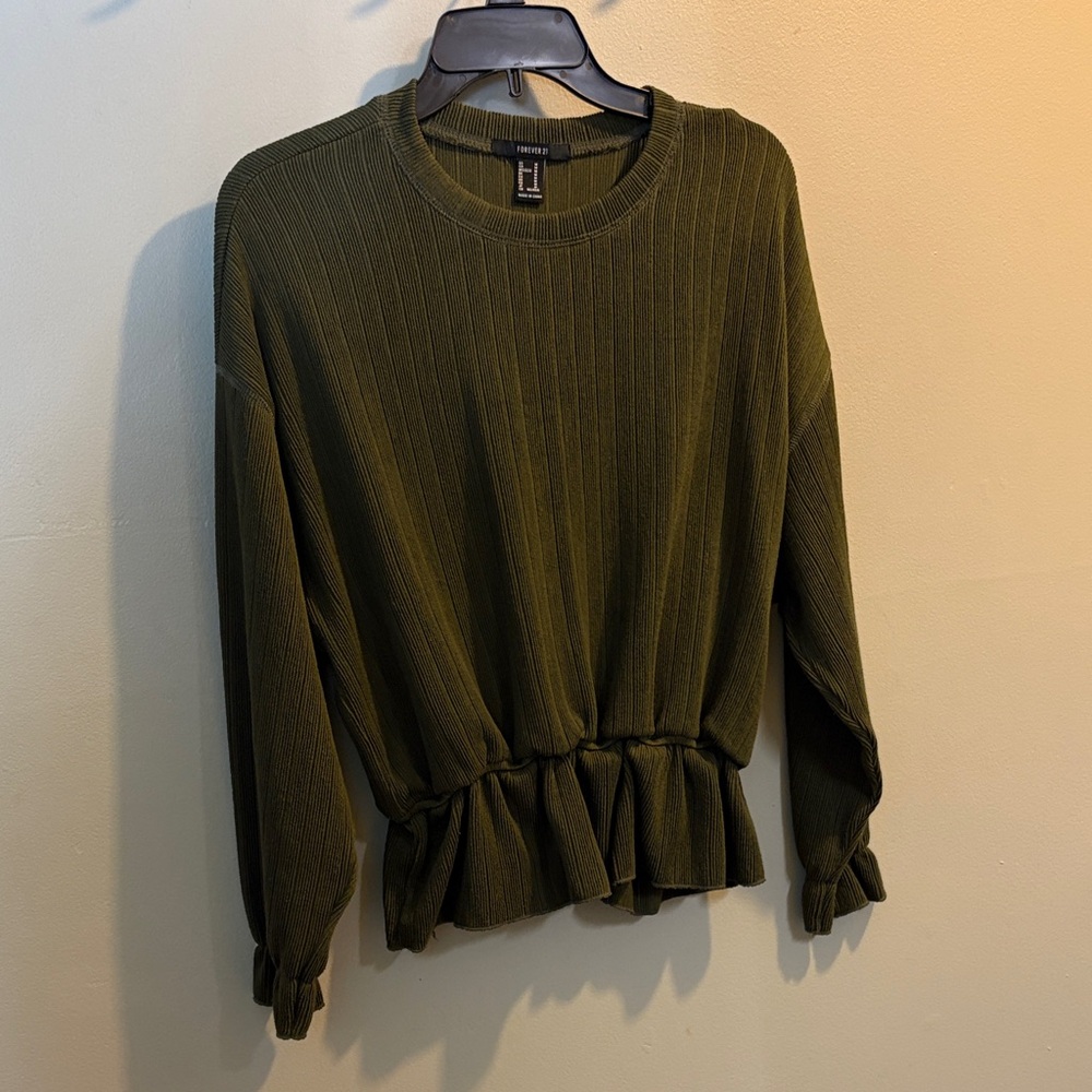 Green Ribbed Pullover Long Sleeve Top